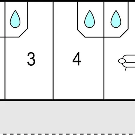 4 Bedroom Cozy In La Douze